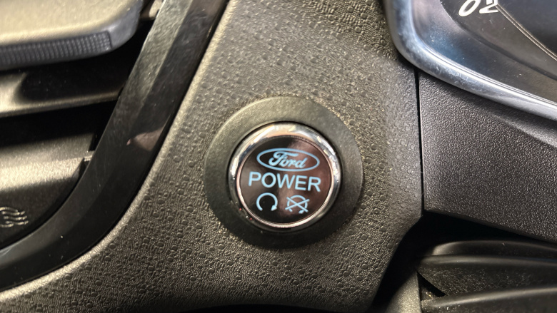 Ford Fiesta 1.0 EcoBoost Titanium 5dr Petrol Hatchback